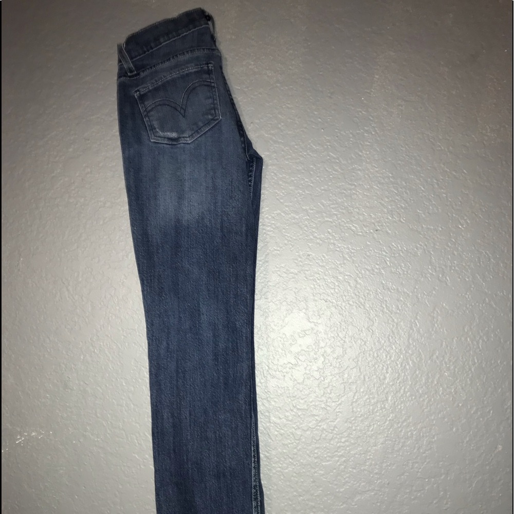 LEVI’S JEANS